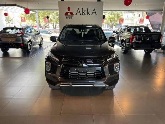 MITSUBISHI PAJERO SPORT 2.4 16V MIVEC TURBO DIESEL LEGEND AWD AUTOMÁTICO